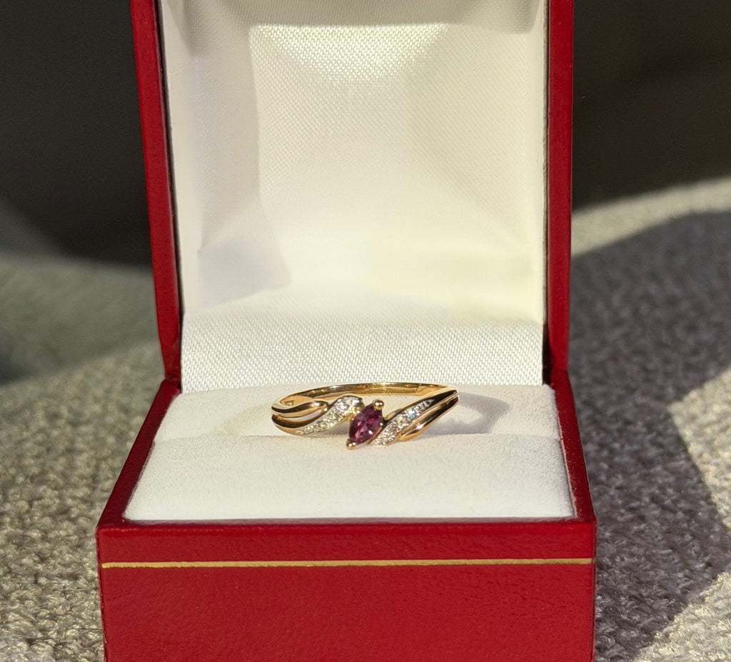 Natural Ruby and 4 Diamond Solid Gold Ring