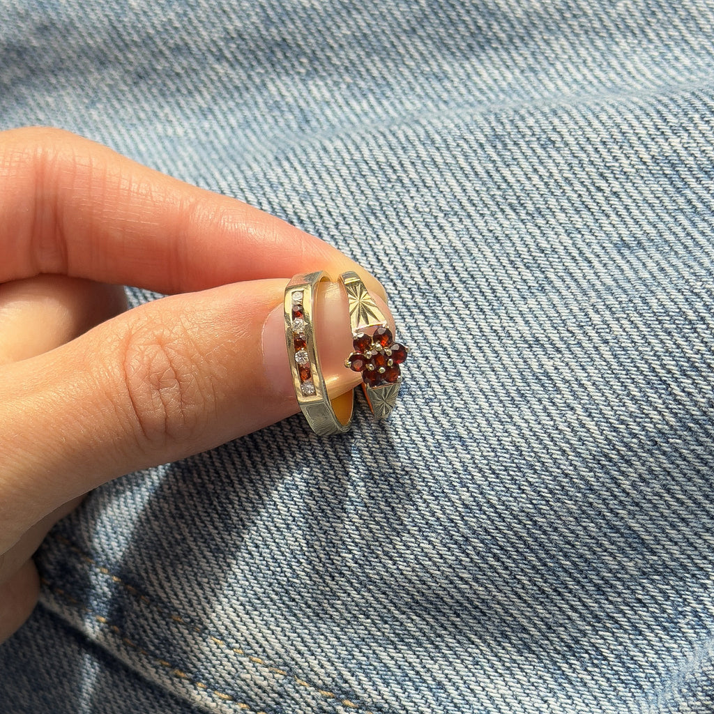 4 DIAMOND, 3 GARNET, 9CT SOLID GOLD RING