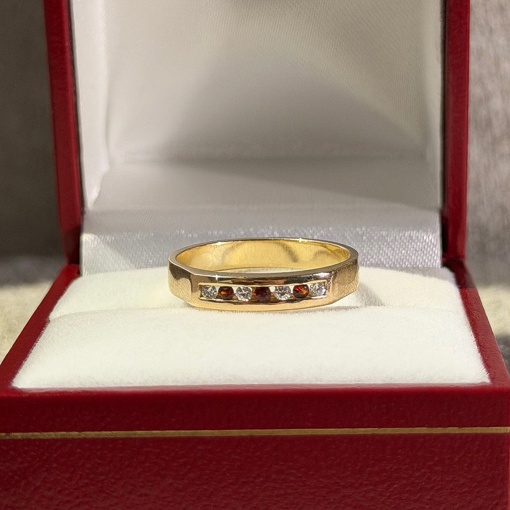 4 DIAMOND, 3 GARNET, 9CT SOLID GOLD RING