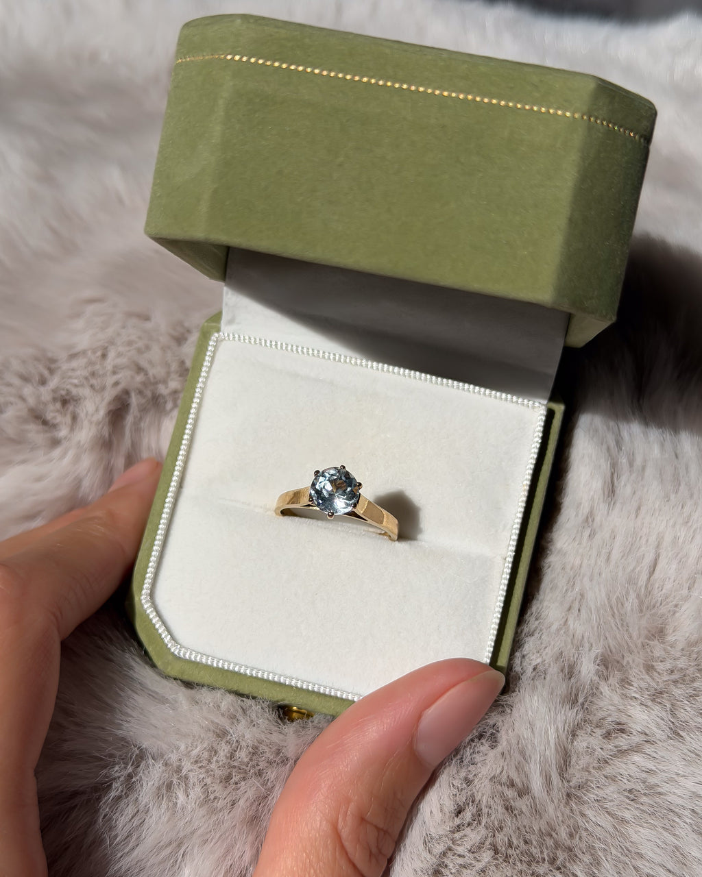 Natural Blue Topaz Solitaire Vintage Ring | 9ct Solid Gold