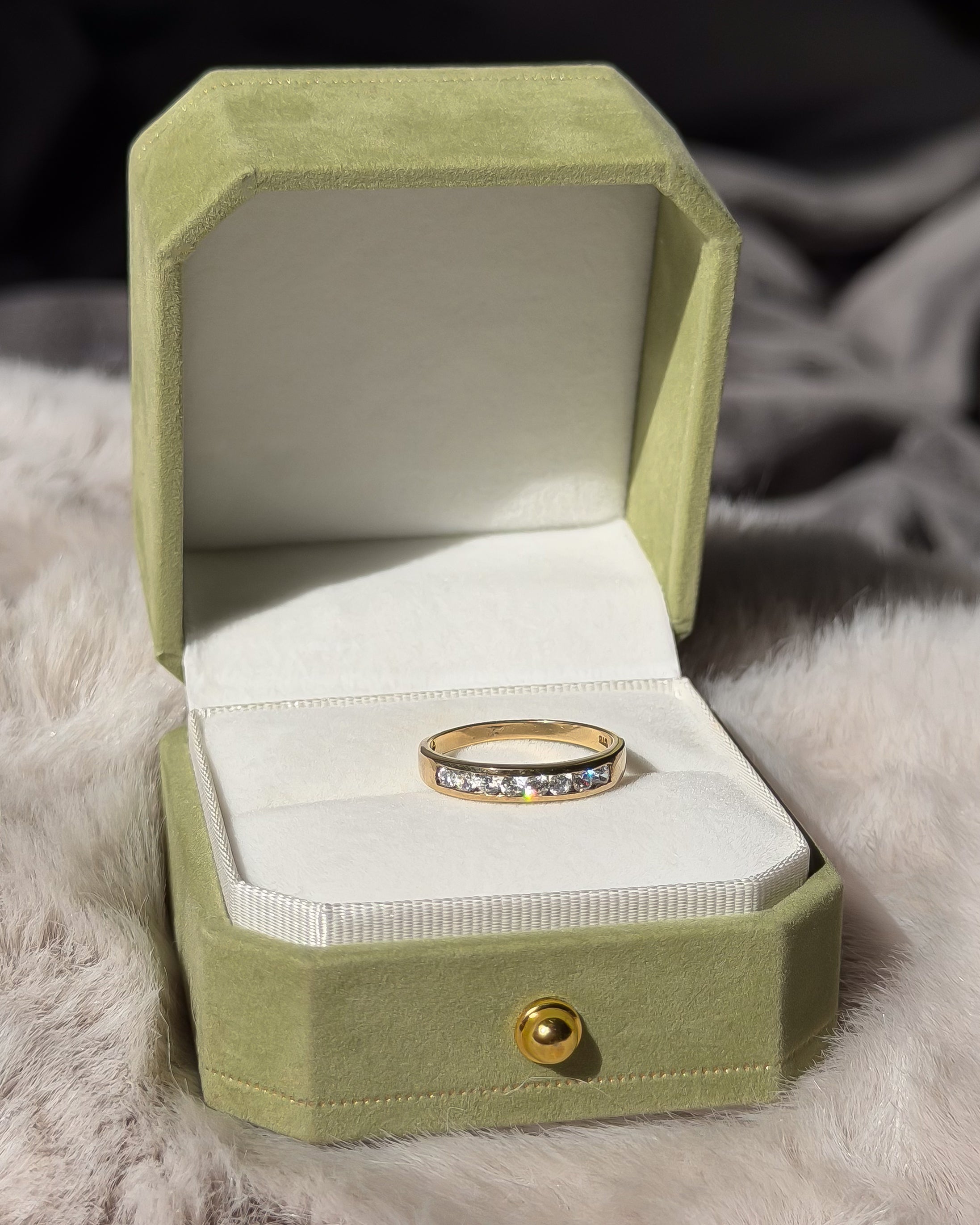 Channel-Set CZ Vintage Ring | 9ct Solid Gold