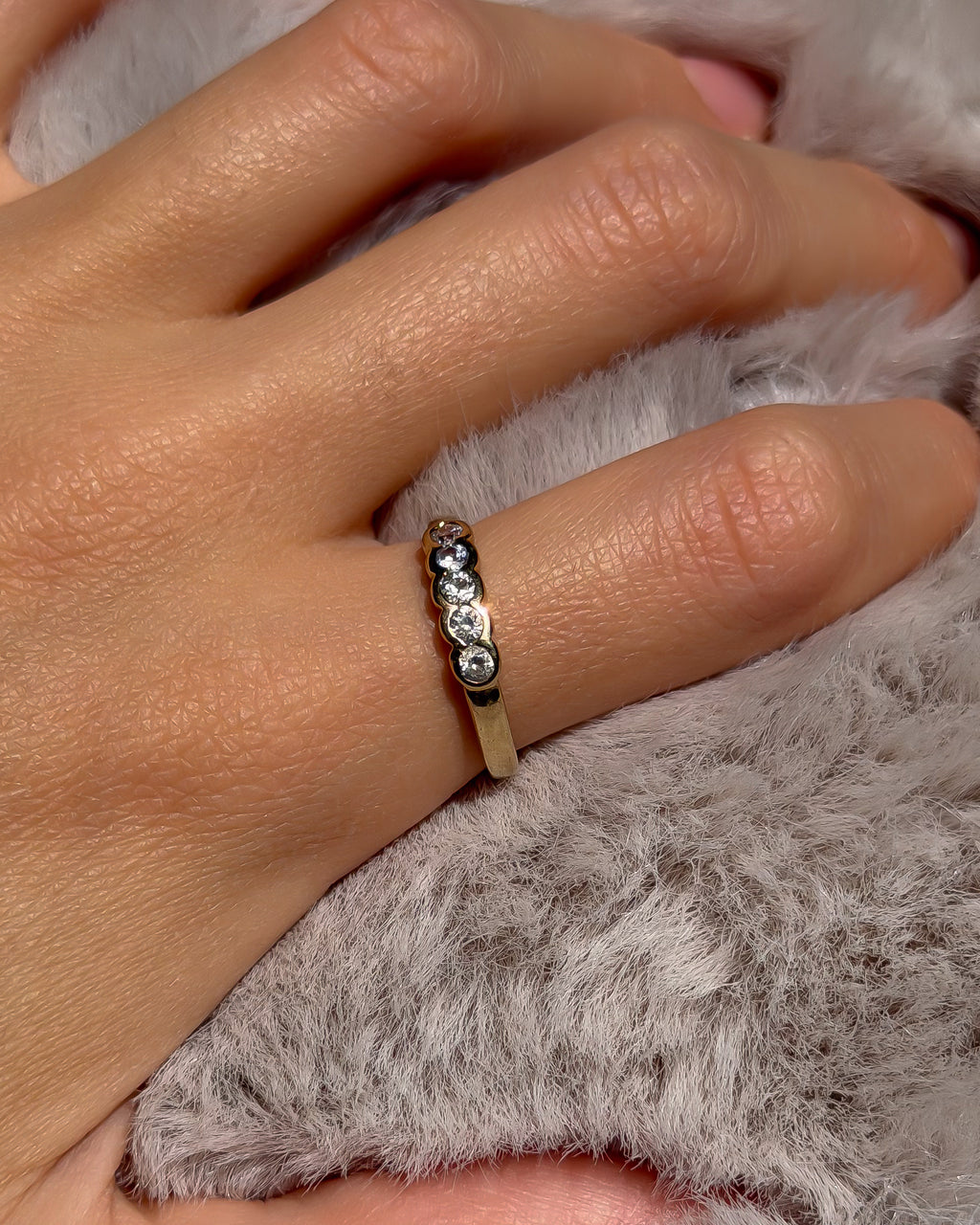 Rub-Over Set CZ Vintage Ring | 9ct Solid Gold