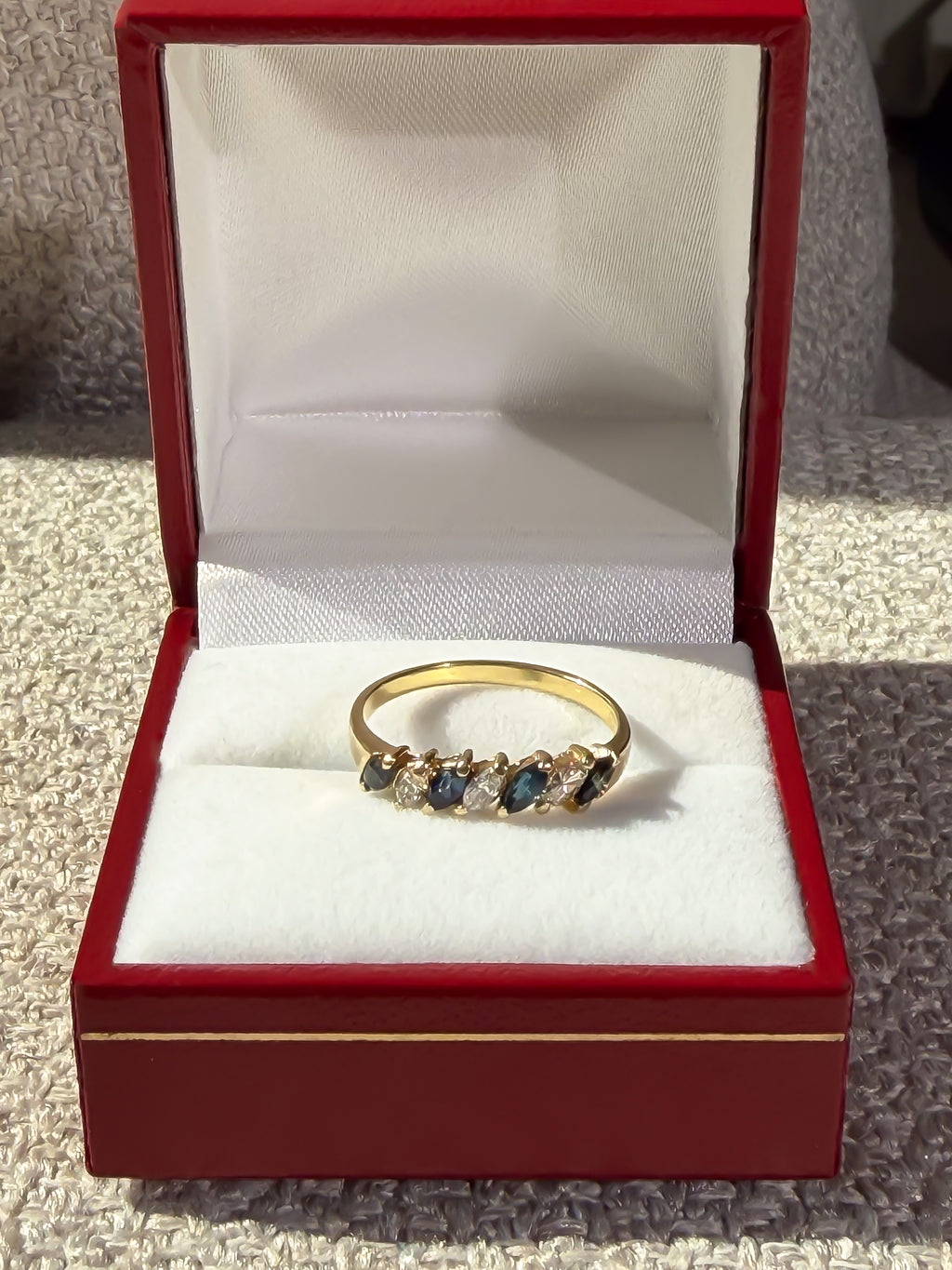 4 Natural Sapphire and 3 Natural Diamond Solid Gold Ring
