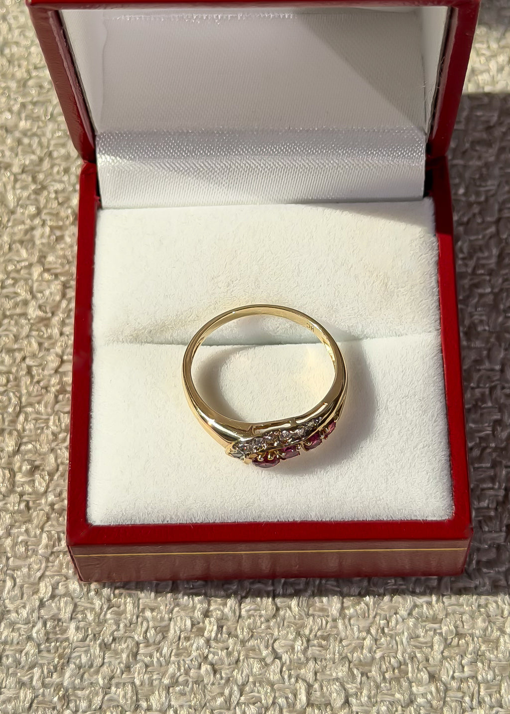 4 Natural Ruby and 7 Natural Diamond Solid Gold Ring