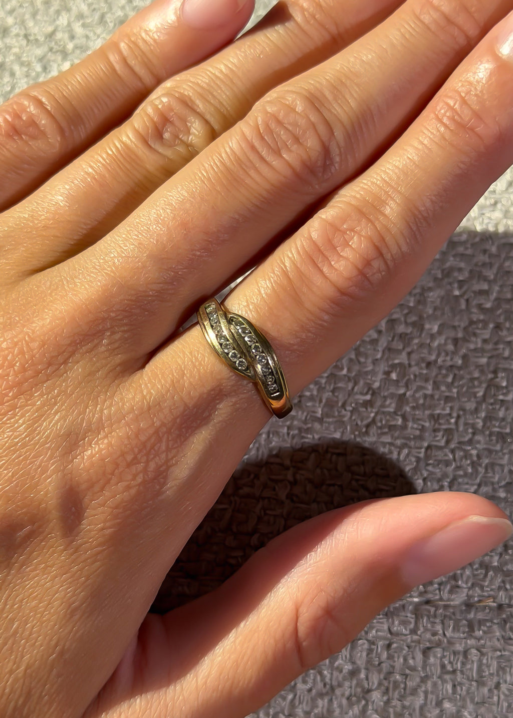 Natural 16 Diamond Solid Gold Ring