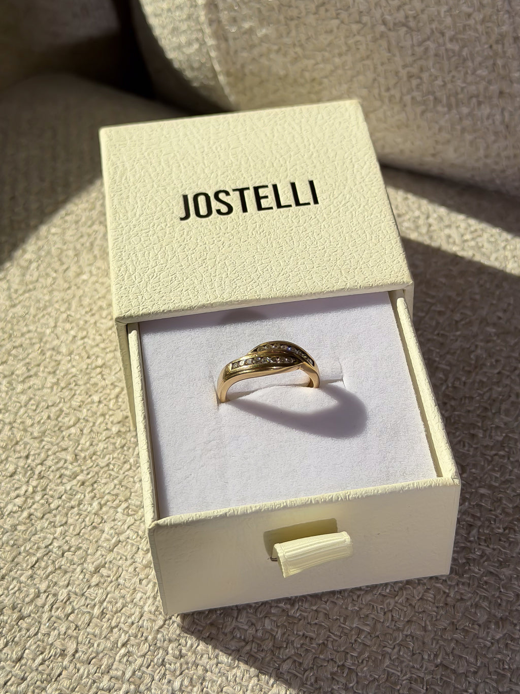 Natural 16 Diamond Solid Gold Ring