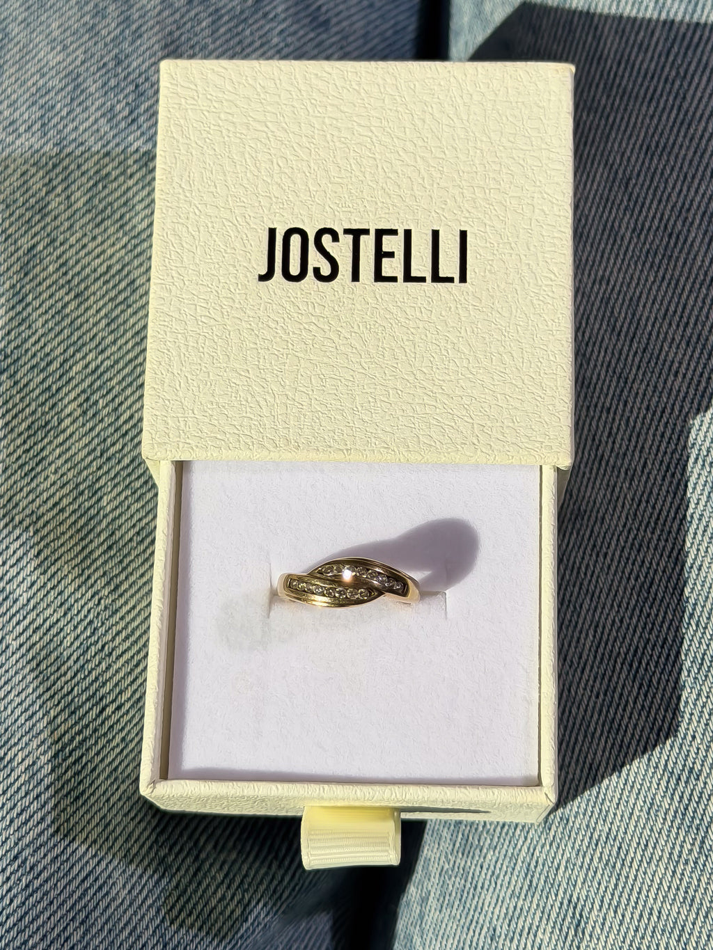 Natural 16 Diamond Solid Gold Ring