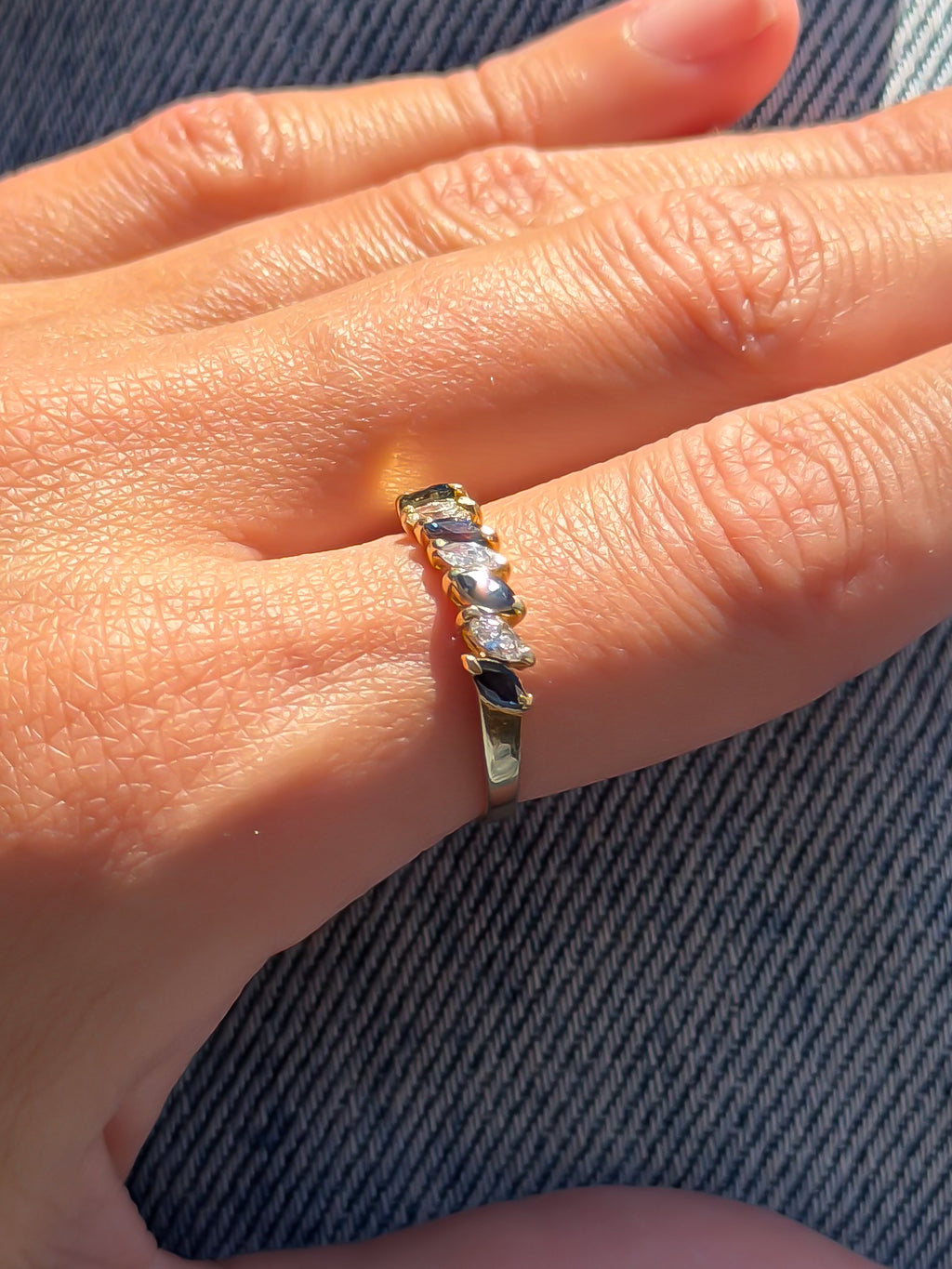 4 Natural Sapphire and 3 Natural Diamond Solid Gold Ring