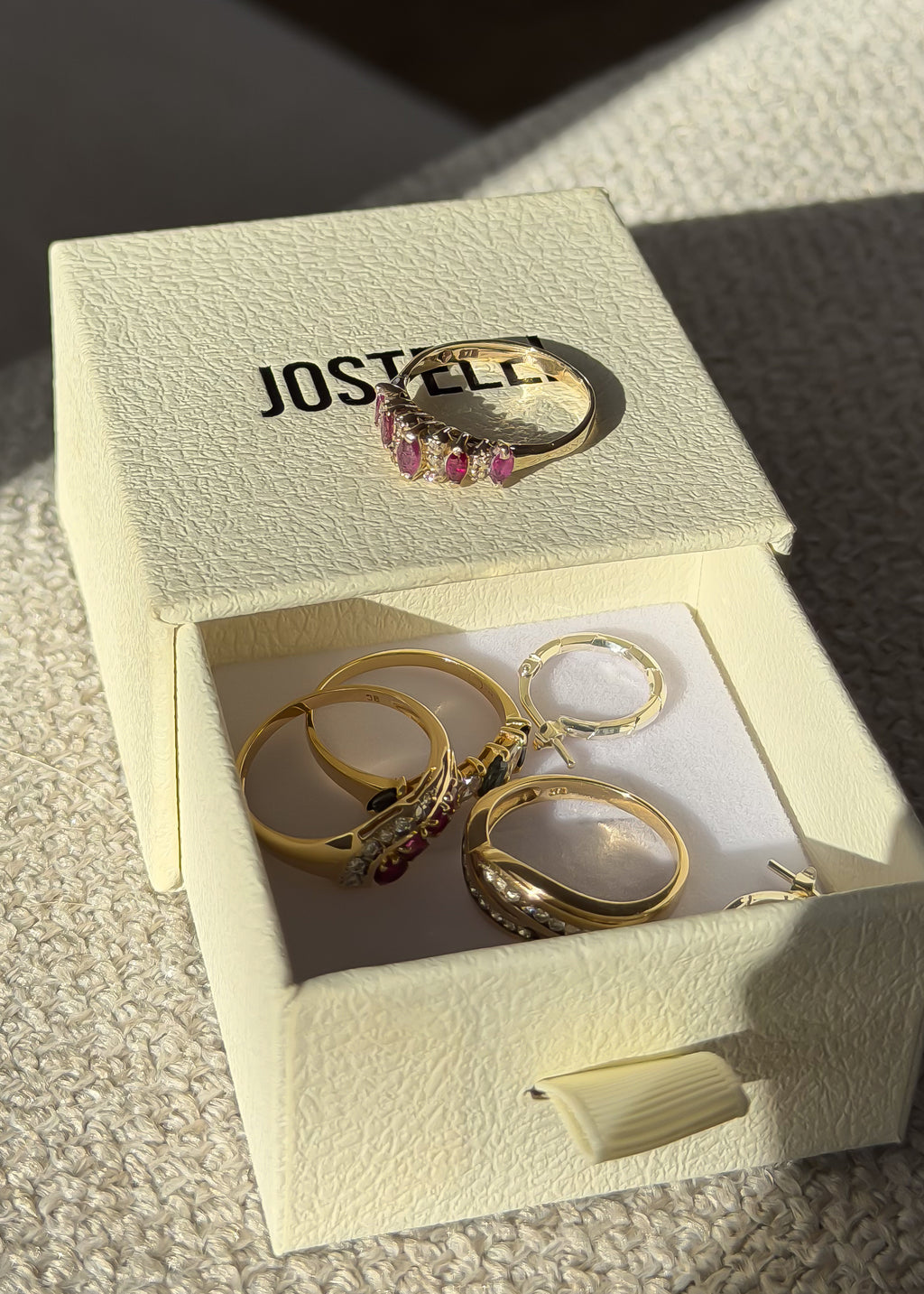 Natural 5 Ruby and 10 Natural Diamond Solid Gold Ring