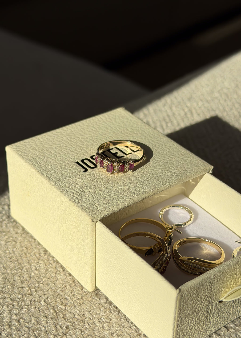 Natural 5 Ruby and 10 Natural Diamond Solid Gold Ring