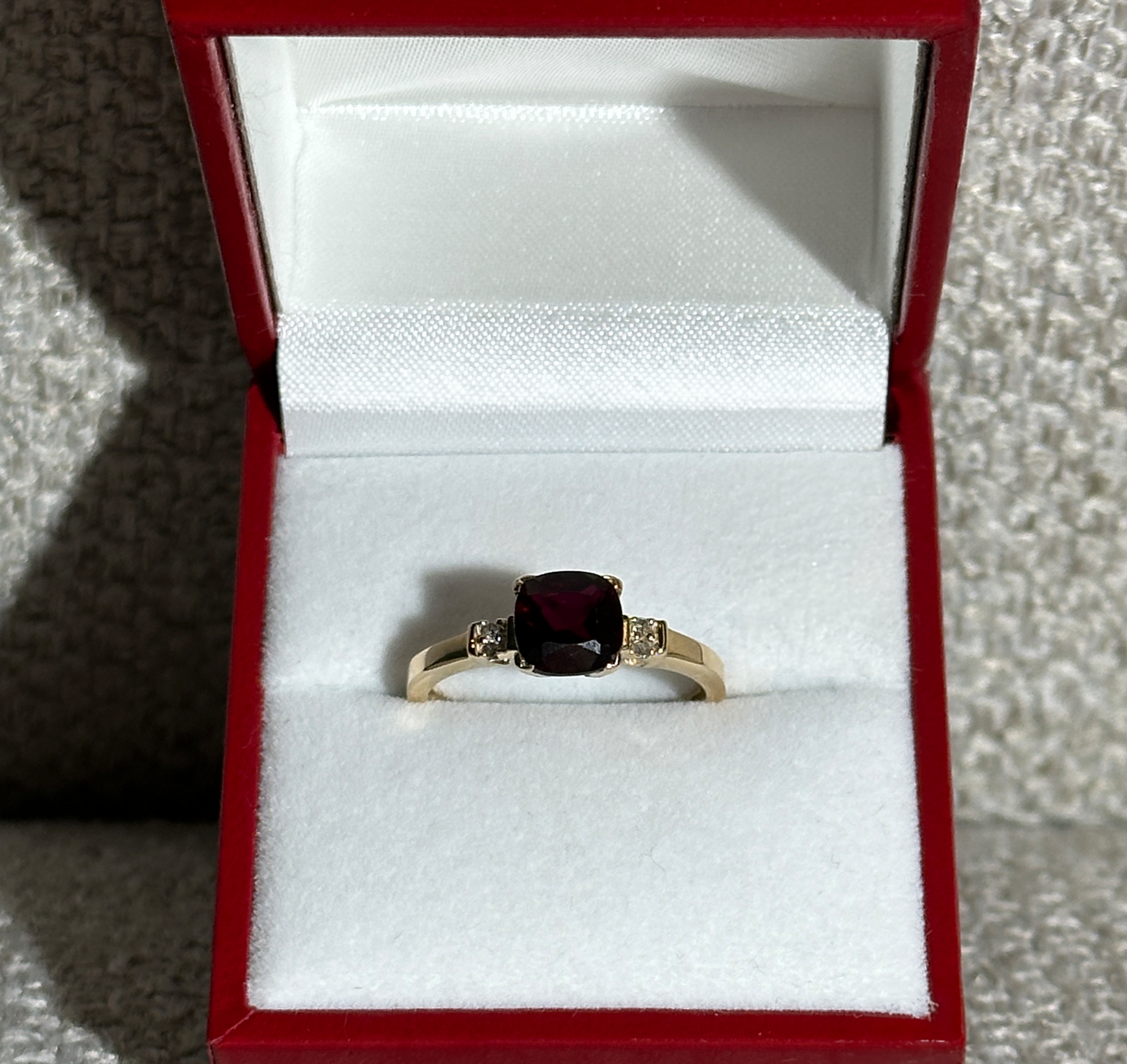 The Ruby Stone Solid Gold Ring with 4 Diamonds