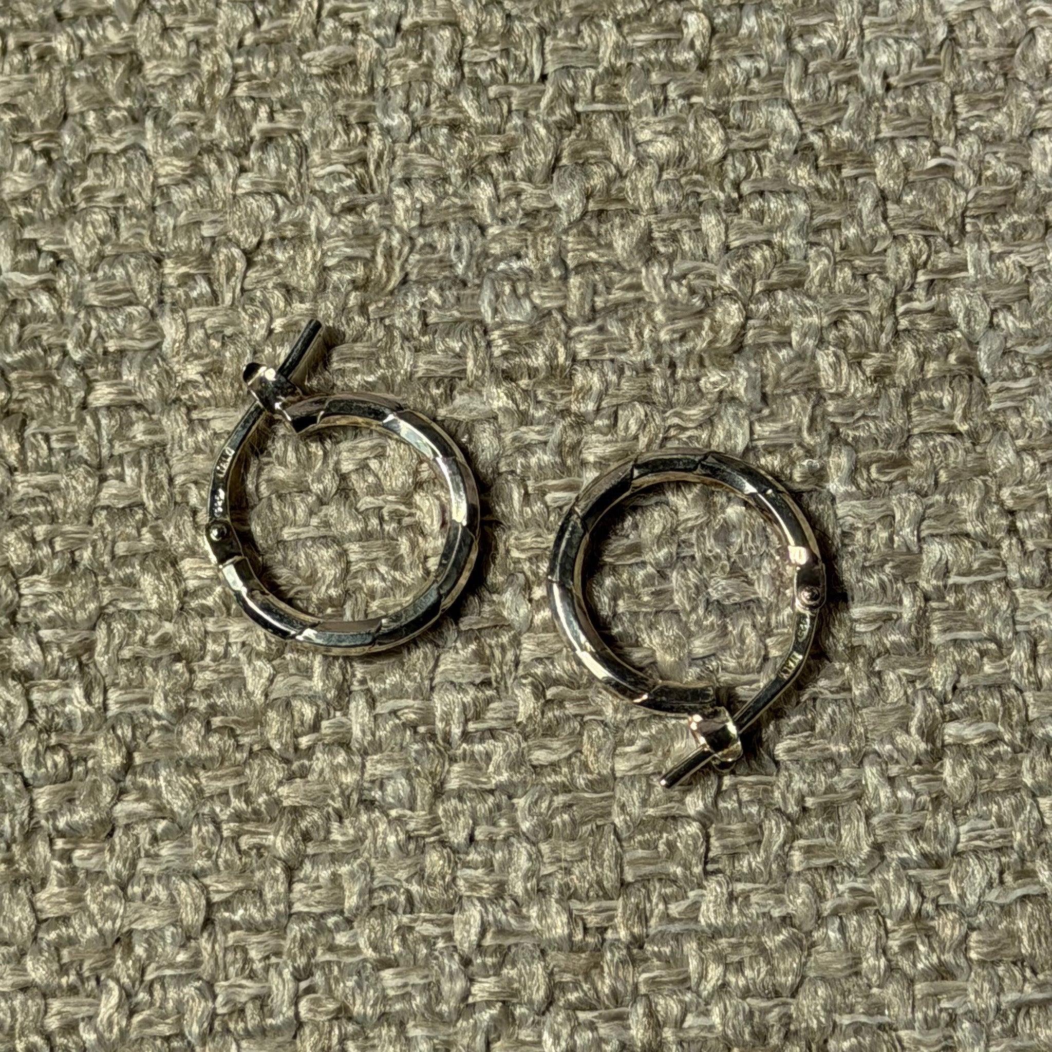 Patterned Silver Hoop Vintage Earrings | Made in Italy