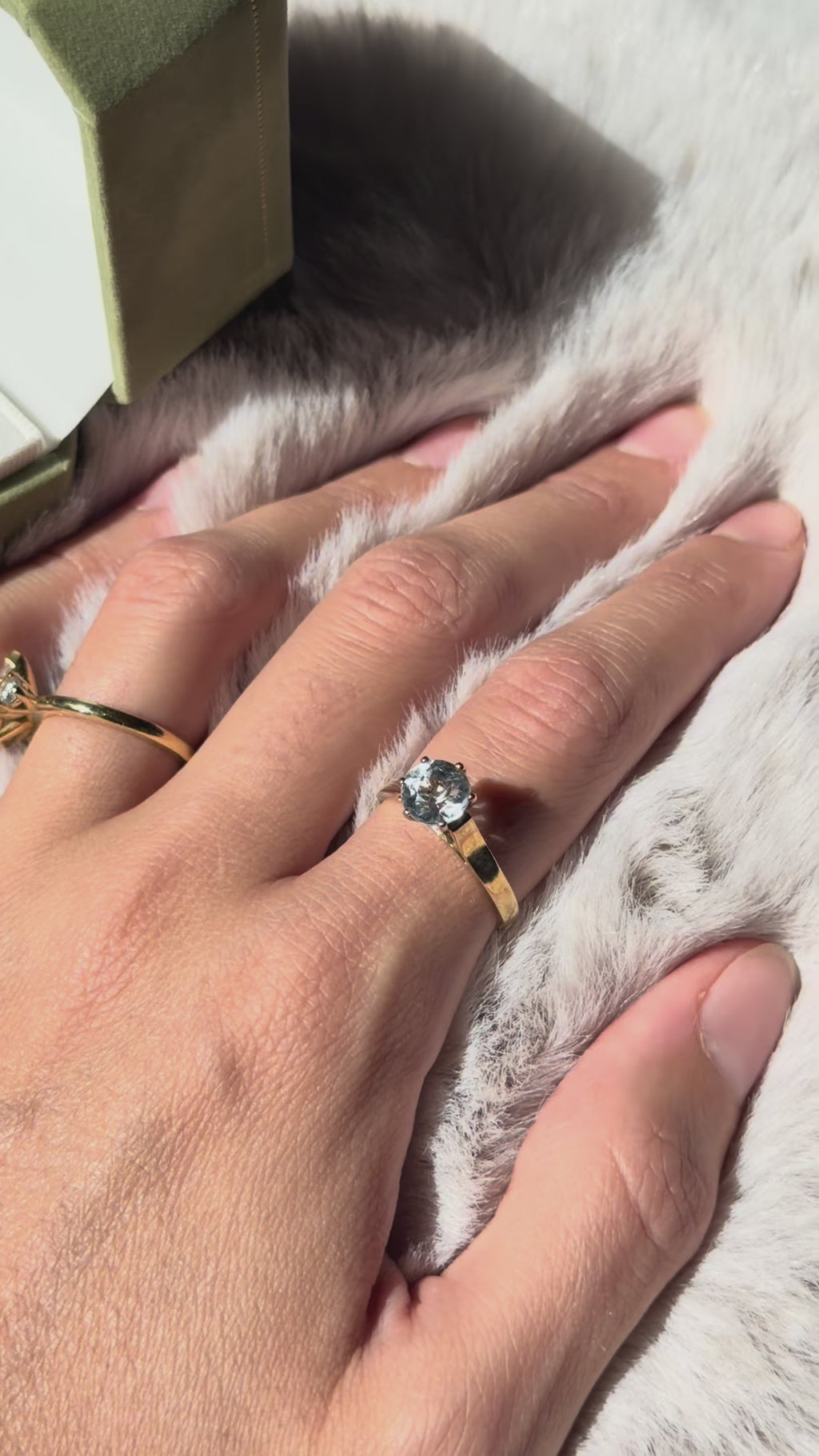 Natural Blue Topaz Solitaire Vintage Ring | 9ct Solid Gold