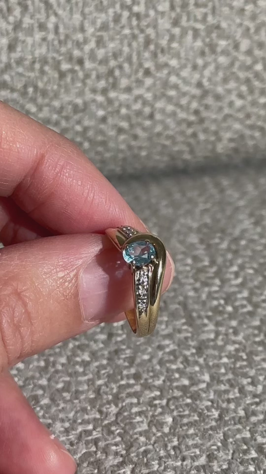 The Topaz Stone Solid Gold 6-Diamond Ring