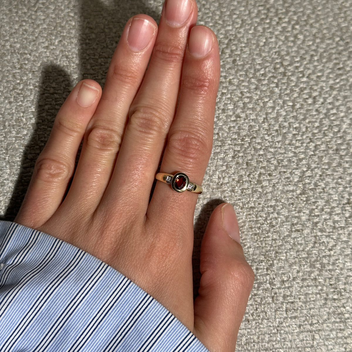 The Lucia: Garnet Stone Solid Gold Diamond Ring
